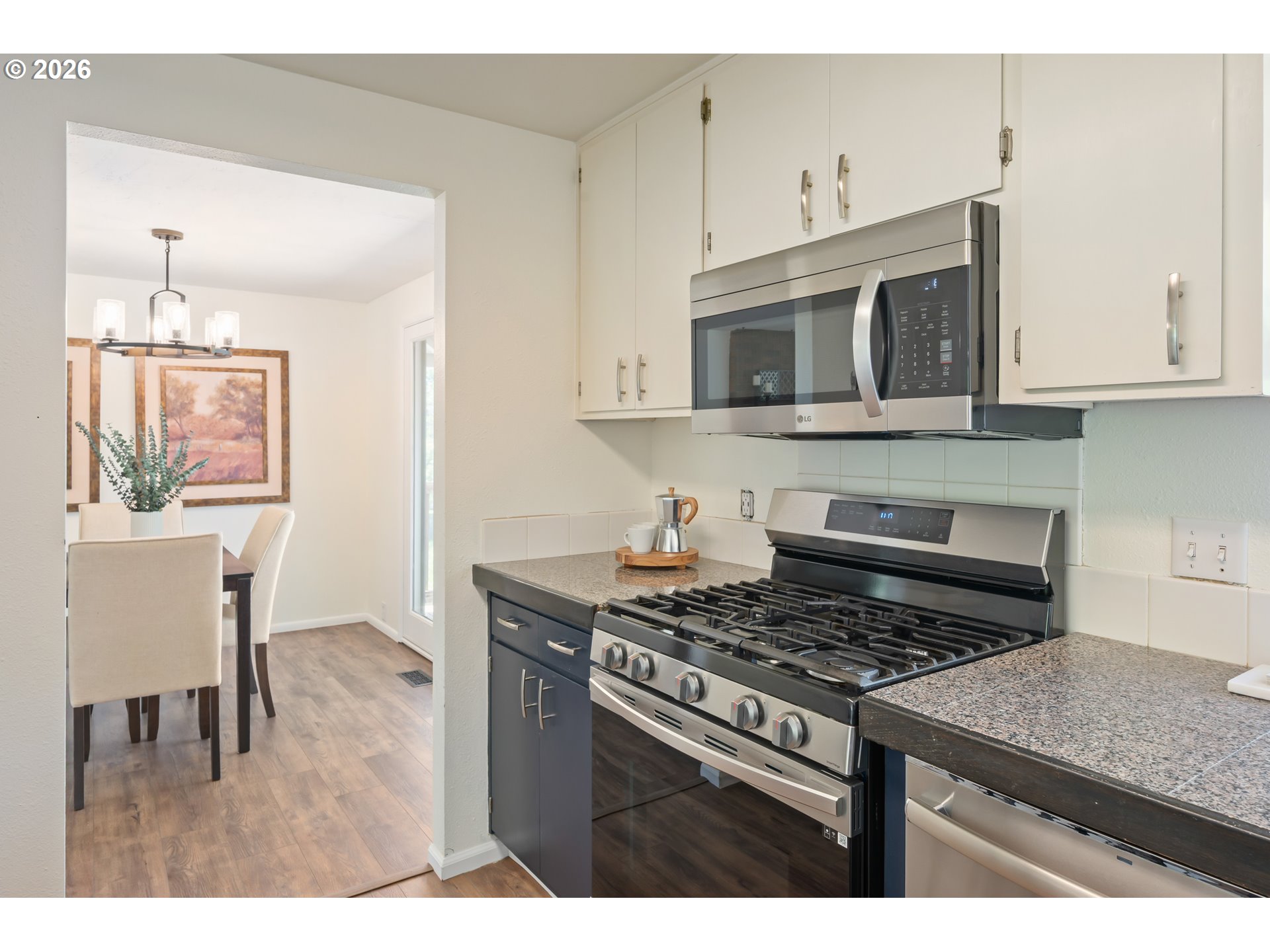 3665 Thames Street Eugene, OR 97405 - Photo 14 of 38