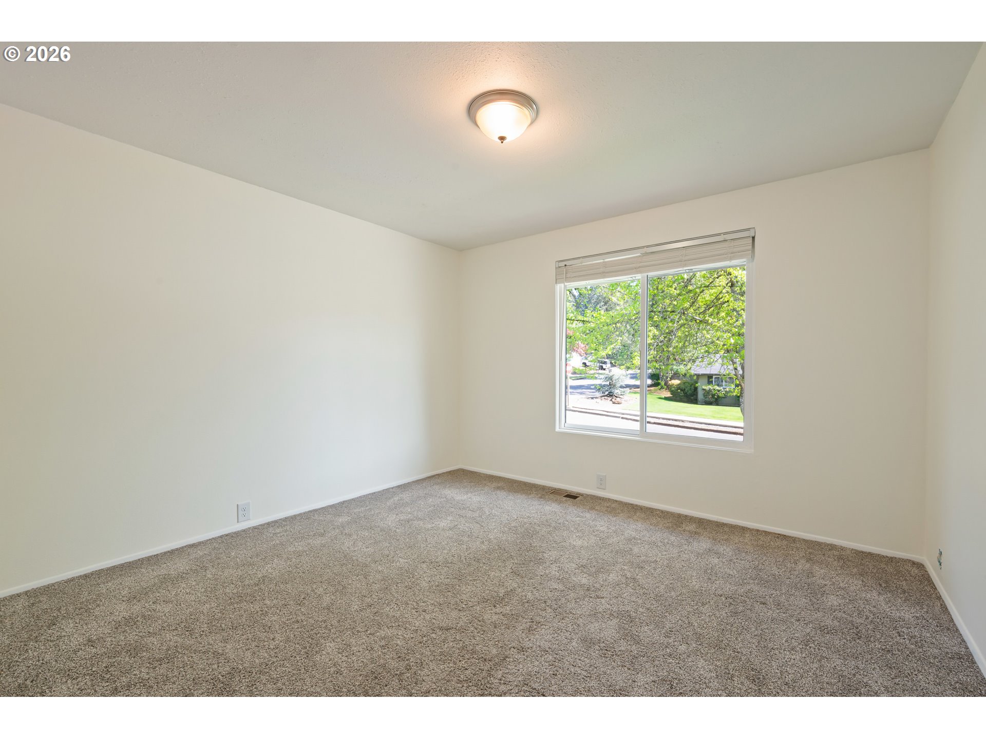 3665 Thames Street Eugene, OR 97405 - Photo 22 of 38