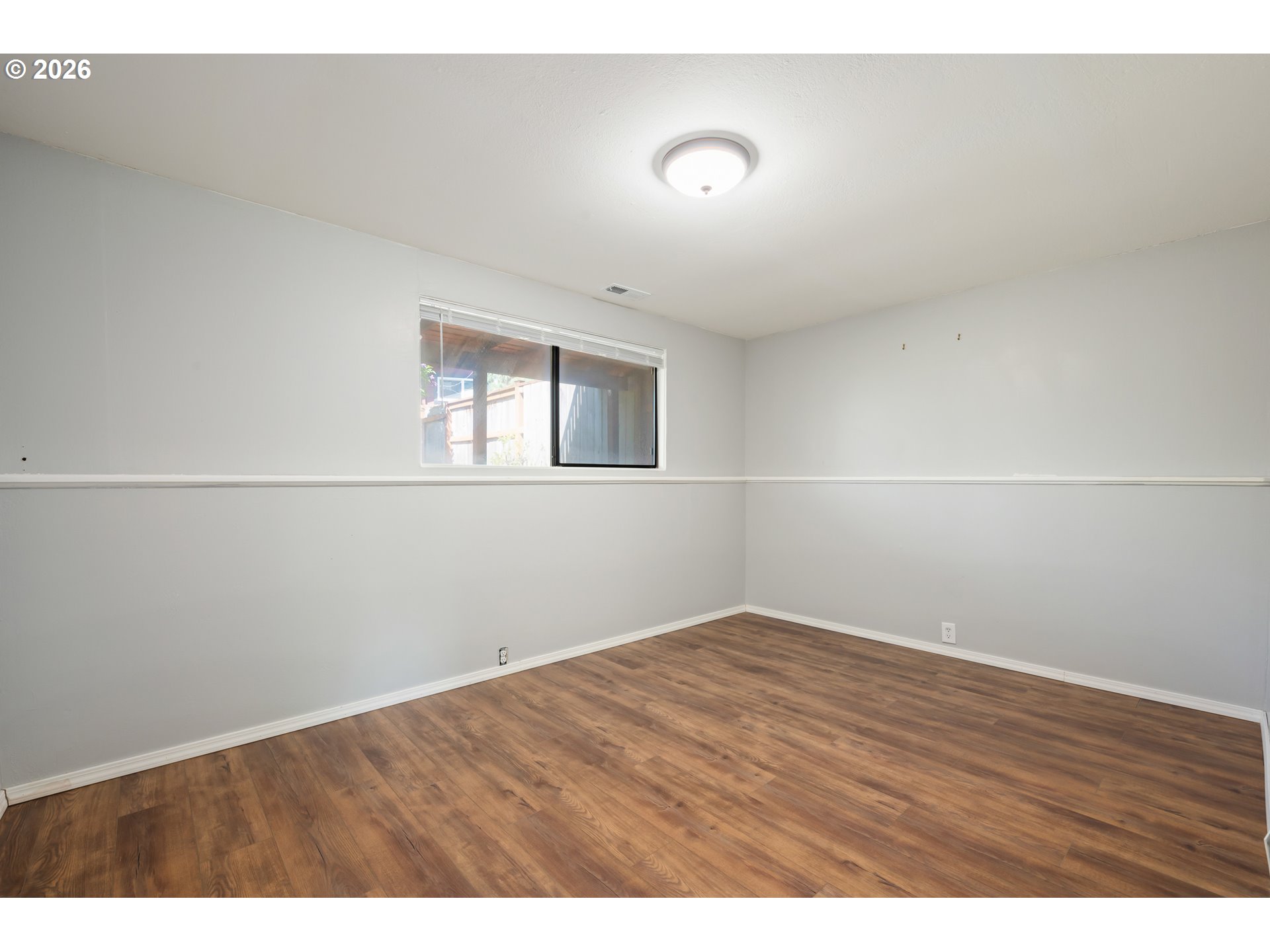 3665 Thames Street Eugene, OR 97405 - Photo 30 of 38
