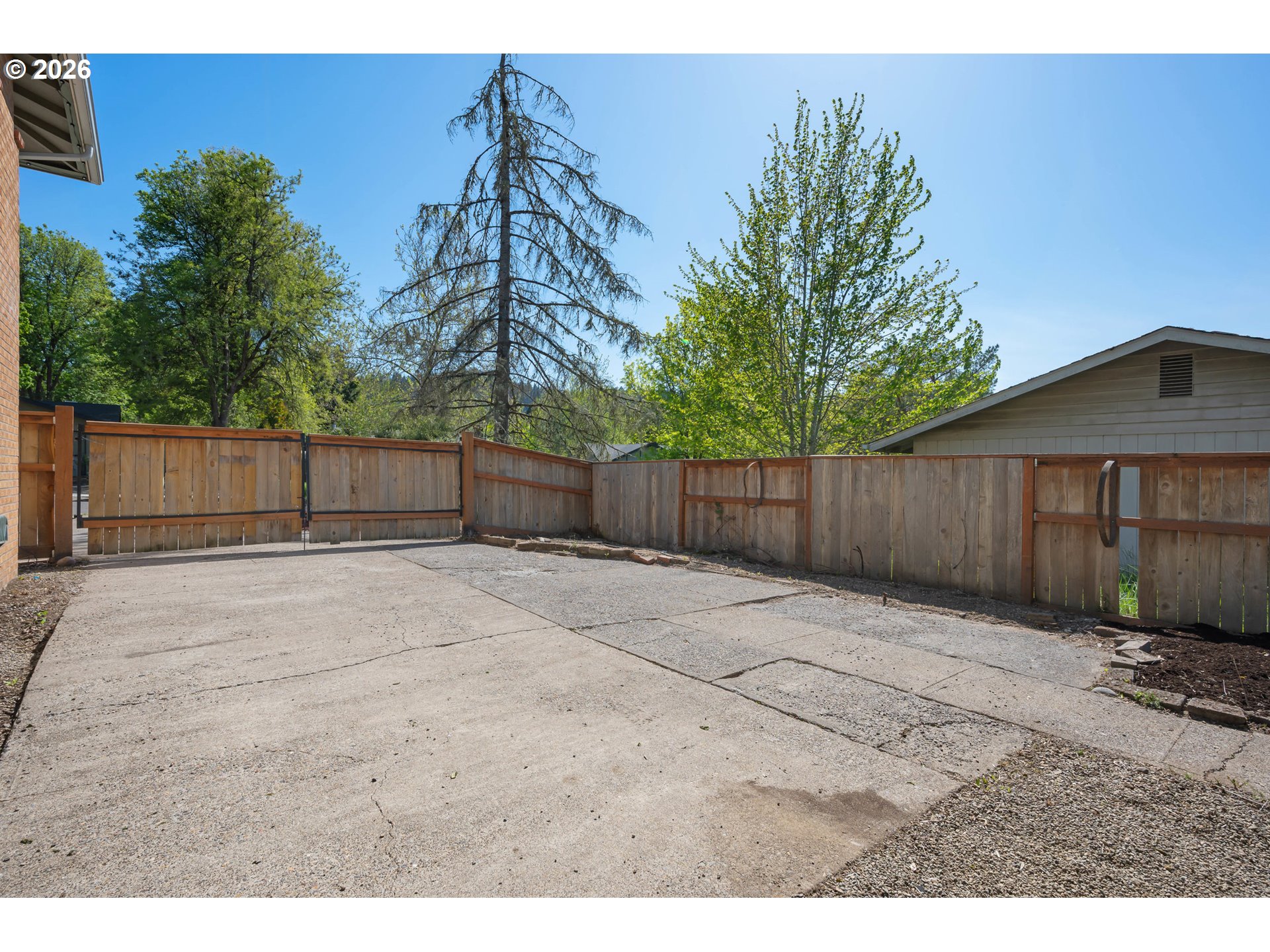 3665 Thames Street Eugene, OR 97405 - Photo 38 of 38