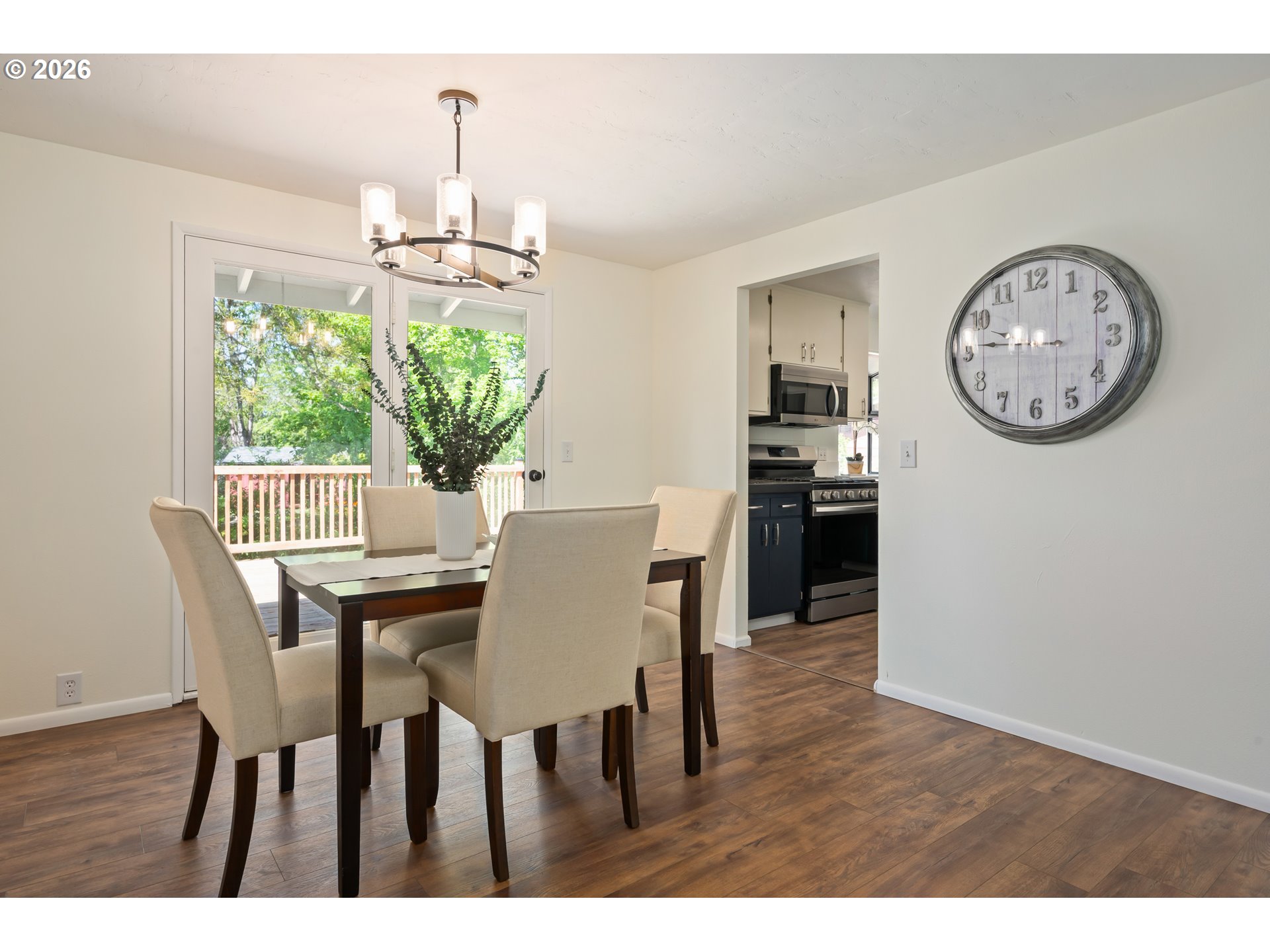 3665 Thames Street Eugene, OR 97405 - Photo 9 of 38