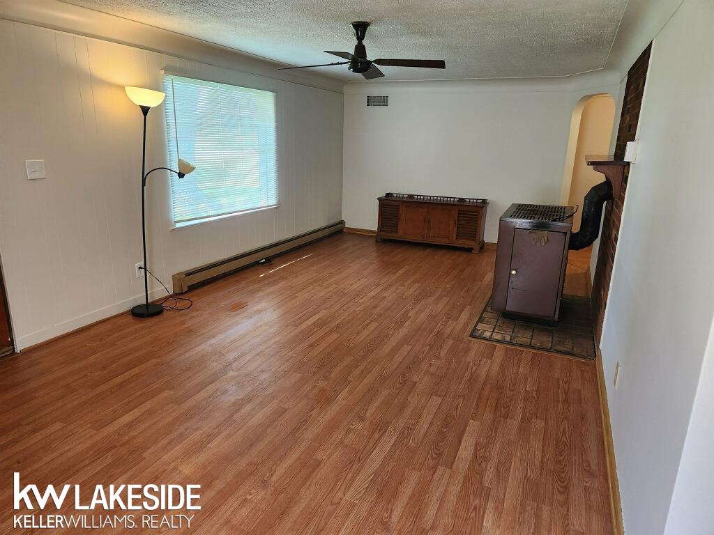 5564 Fargo Road Avoca, MI 48006 - Photo 5 of 9