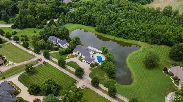 $849,900 | 237 Kensington Lane, Cape Girardeau, MO 63701