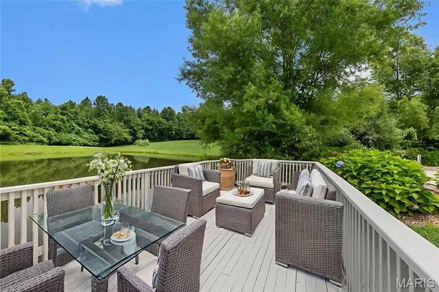 $899,999 | 237 Kensington Lane, Cape Girardeau, MO 63701