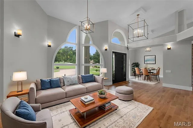 $899,999 | 237 Kensington Lane, Cape Girardeau, MO 63701