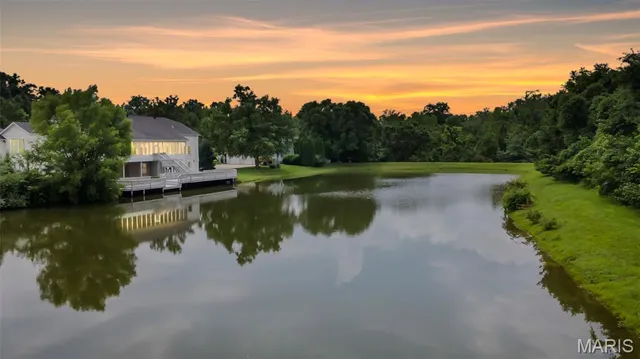 $899,999 | 237 Kensington Lane, Cape Girardeau, MO 63701