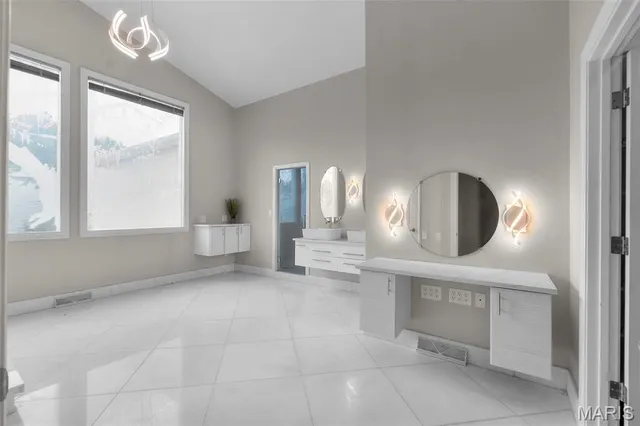 $899,999 | 237 Kensington Lane, Cape Girardeau, MO 63701