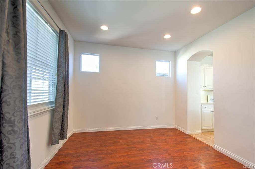 8 Silvermaple Irvine, CA 92618 - Photo 13 of 27