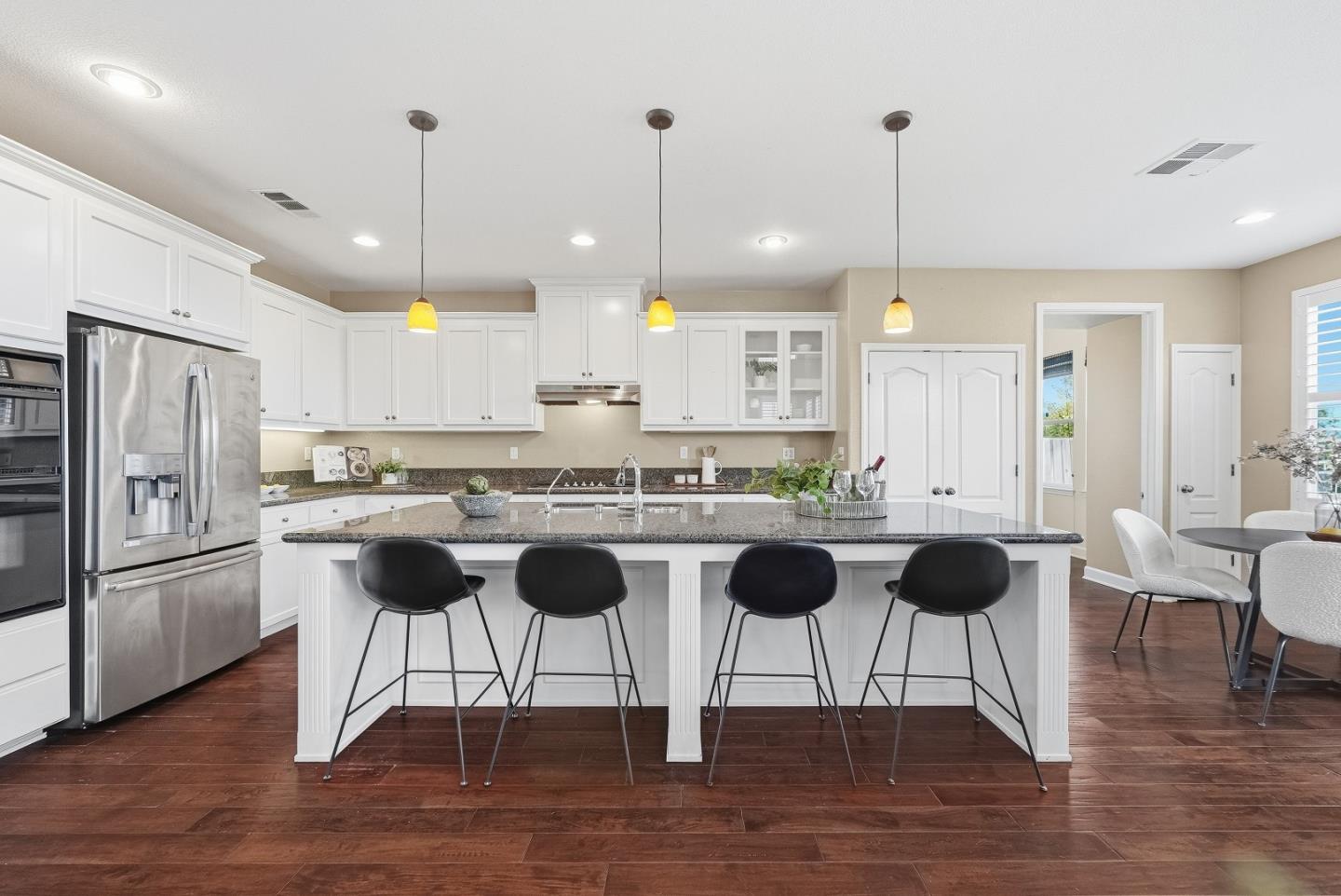806 Mornington Court San Ramon, CA 94582 - Photo 16 of 58 a large kitchen with a table and chairs