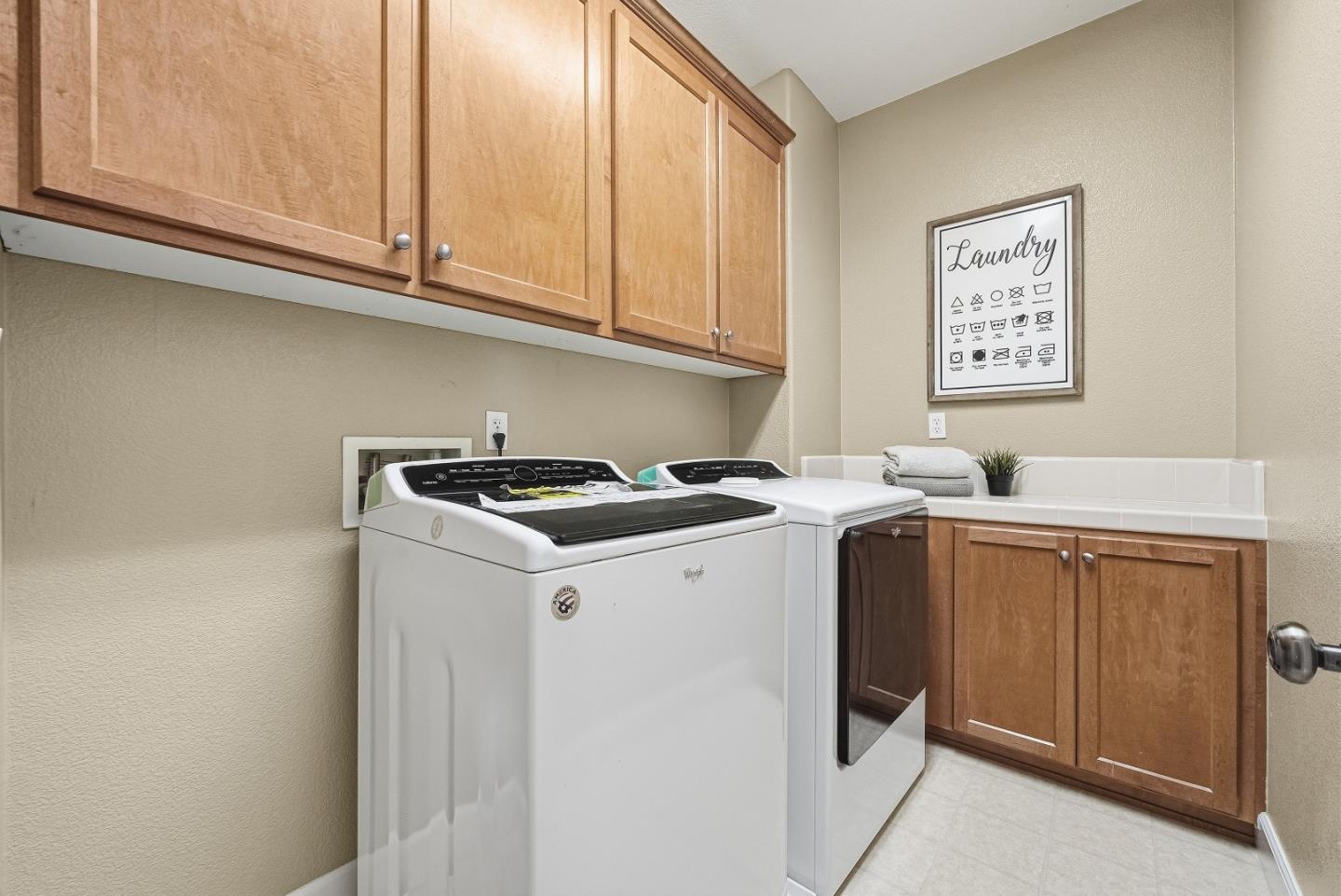 806 Mornington Court San Ramon, CA 94582 - Photo 49 of 58 a utility room with sink dryer and washer