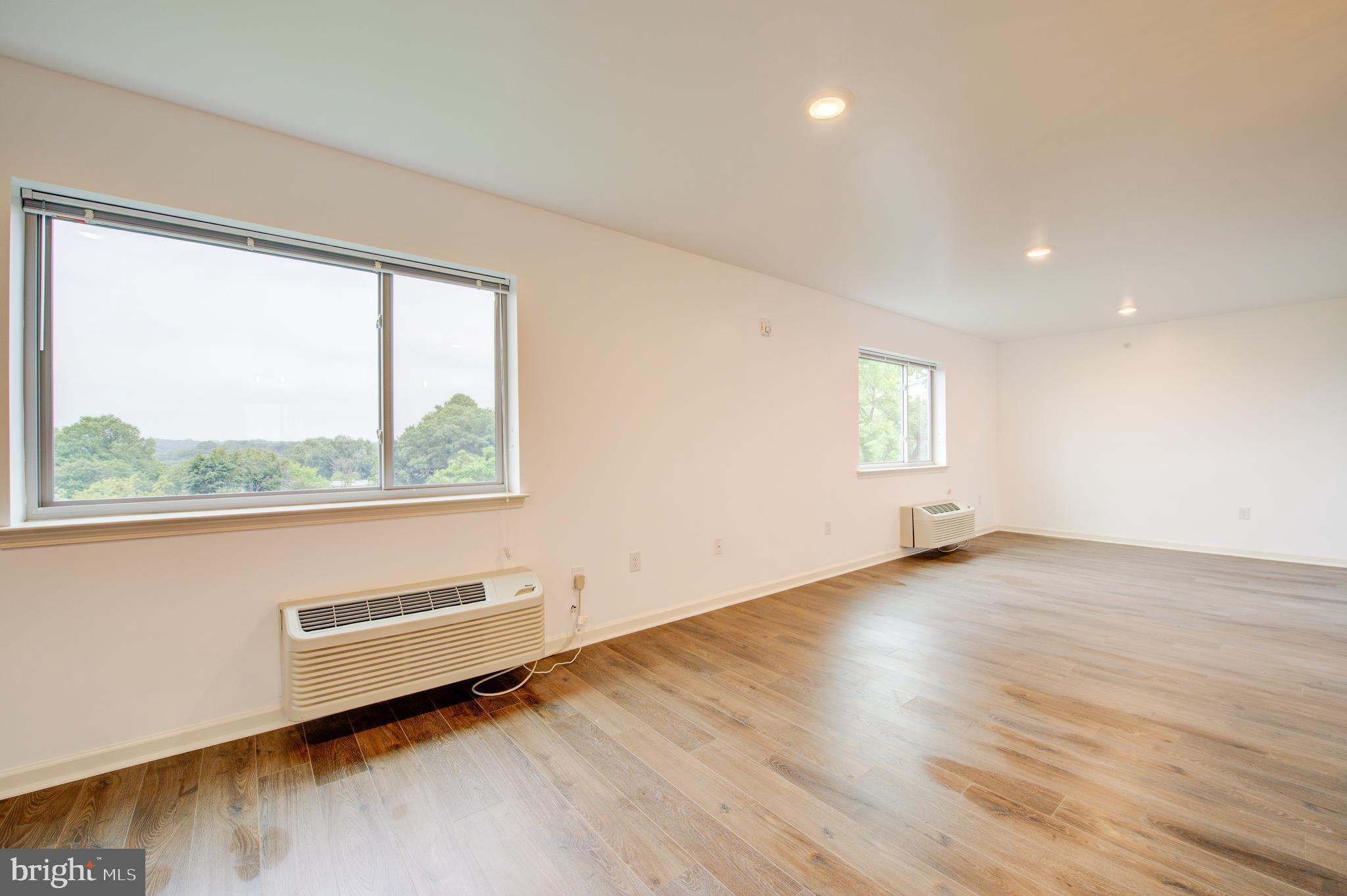 6649 Ridge Avenue, Unit B407 Philadelphia, PA 19128 - Photo 7 of 10