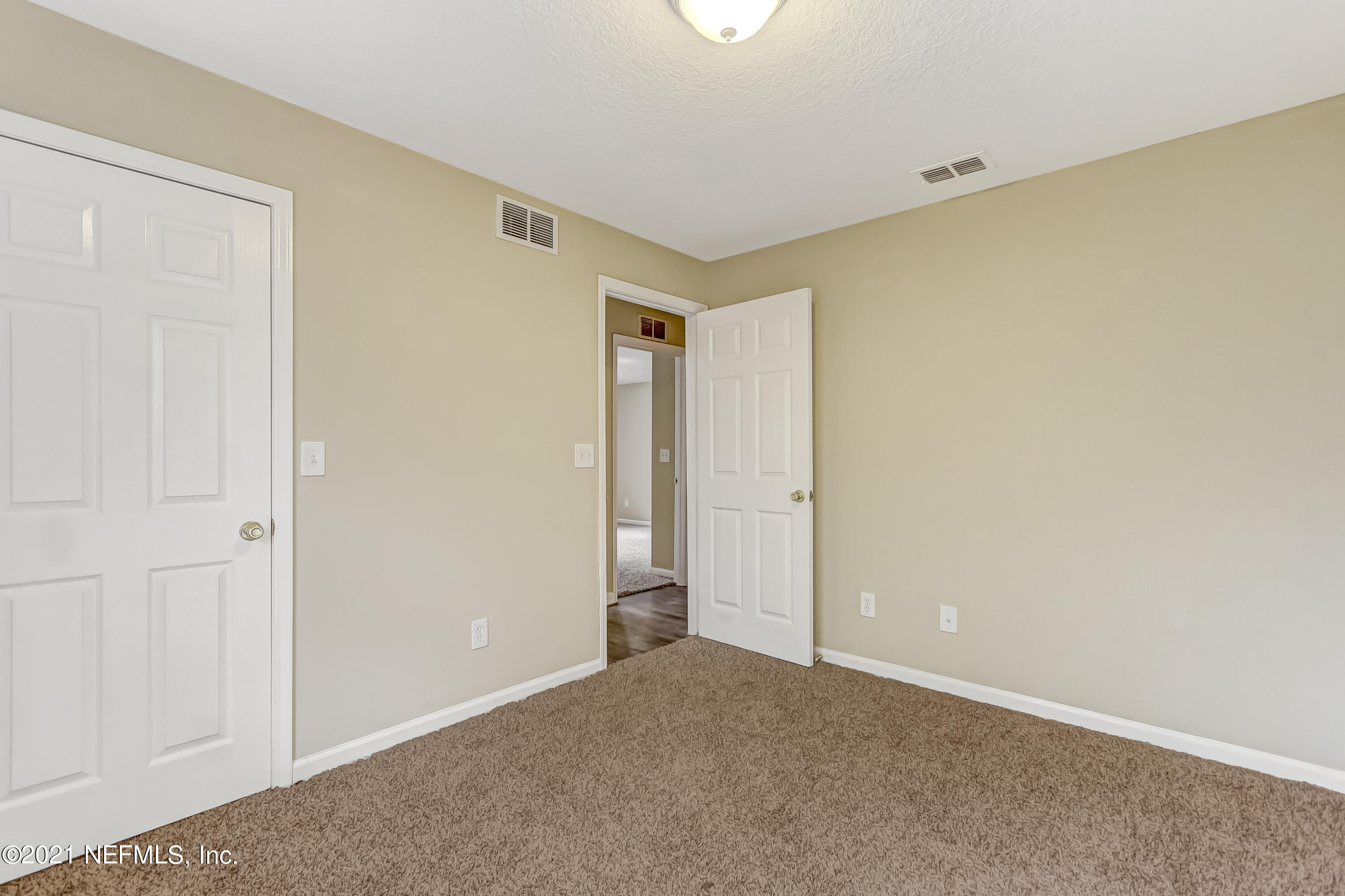4548 Clairmont Road Jacksonville, FL 32207 - Photo 22 of 23 Rave Home Photography Jacksonville (13)
