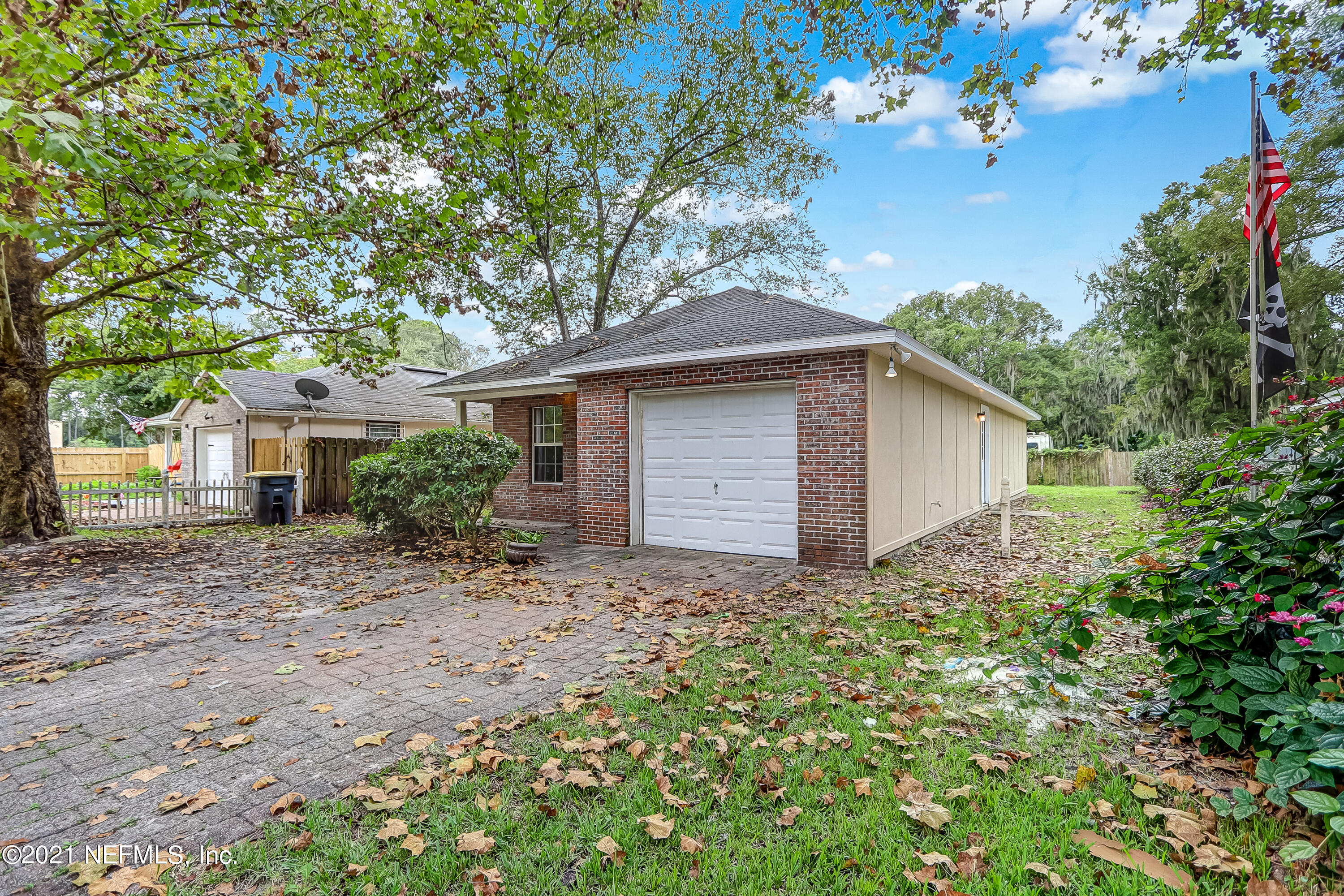 4548 Clairmont Road Jacksonville, FL 32207 - Photo 3 of 23 Rave Home Photography Jacksonville (25)