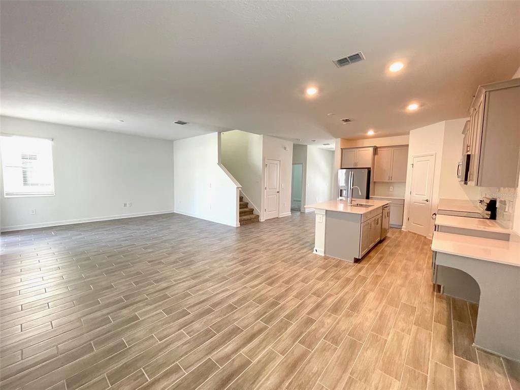 11432 Rhyme Avenue Orlando, FL 32832 - Photo 4 of 18
