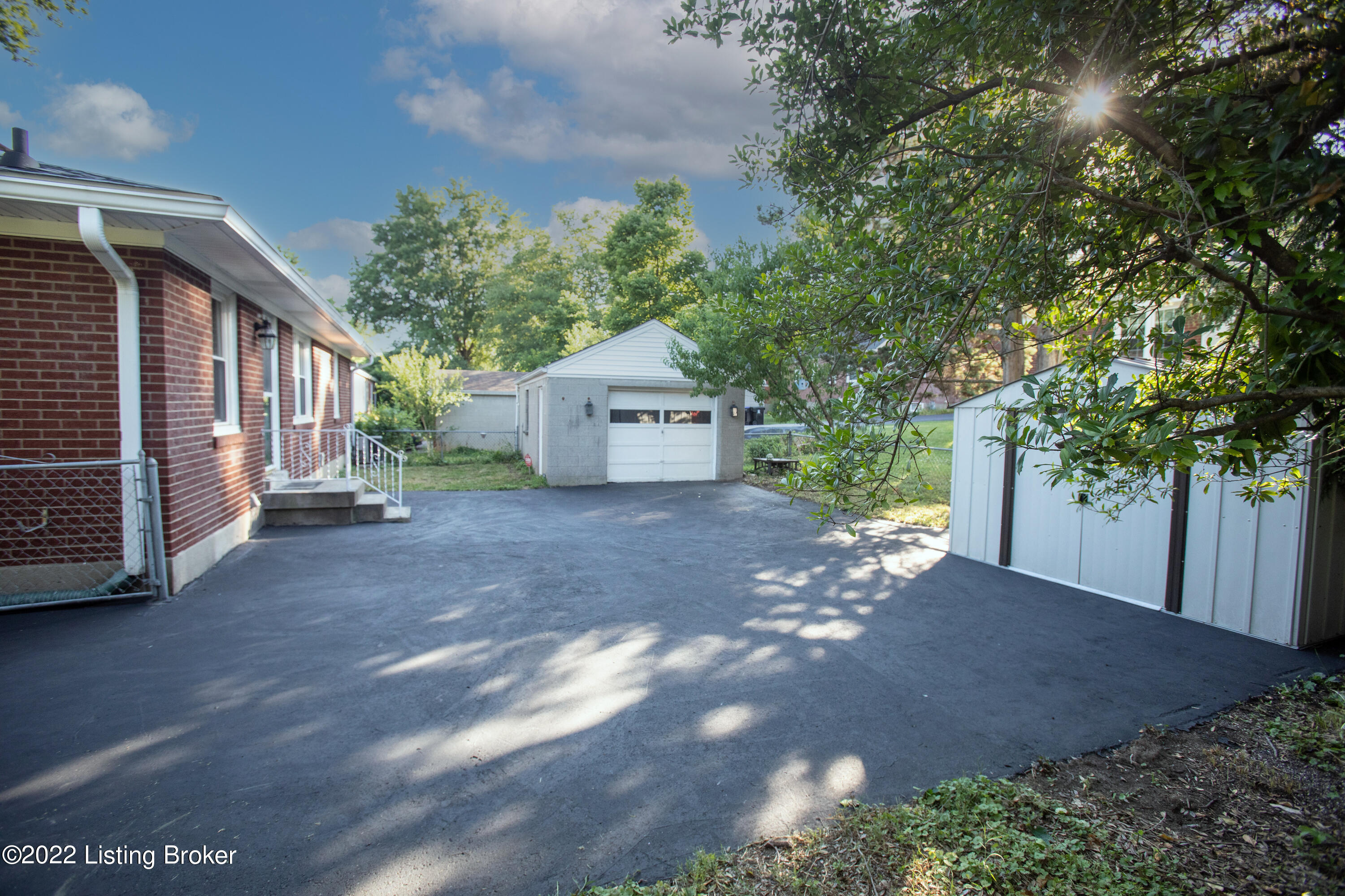 1631 Nightingale Road Louisville, KY 40213 - Photo 33 of 34 Backyard