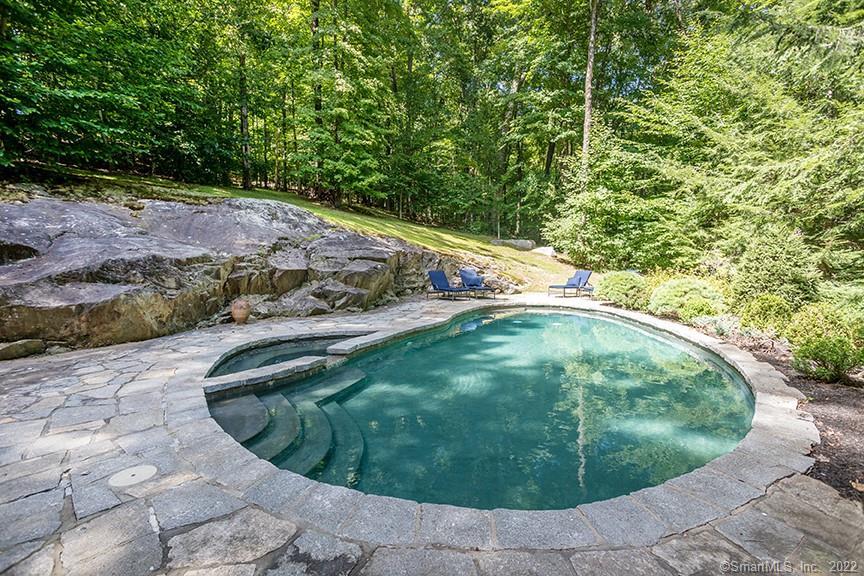 32 Wykeham Road Washington, CT 06793 - Photo 2 of 28