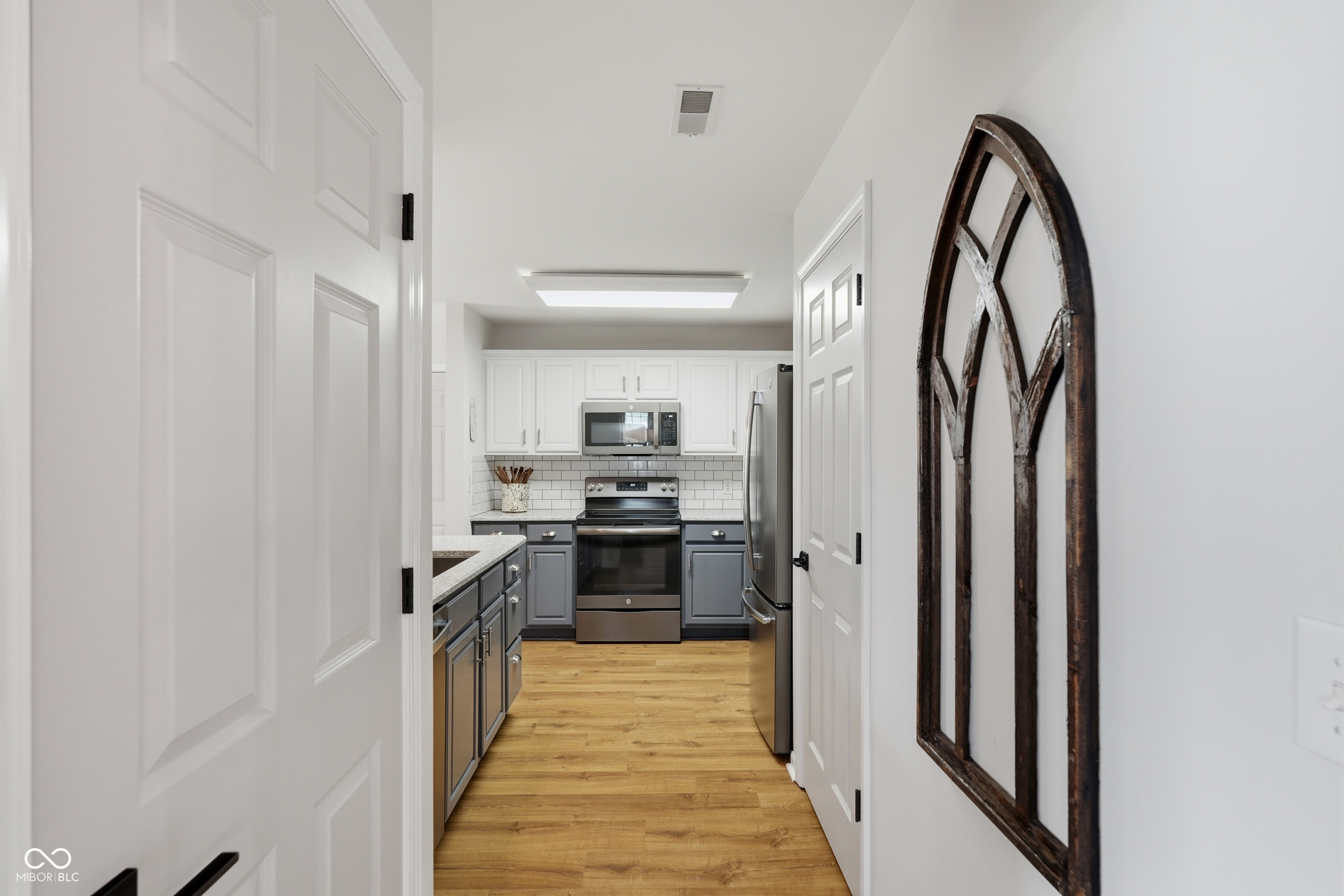 9550 Fireside Lane Fishers, IN 46038 - Photo 15 of 42