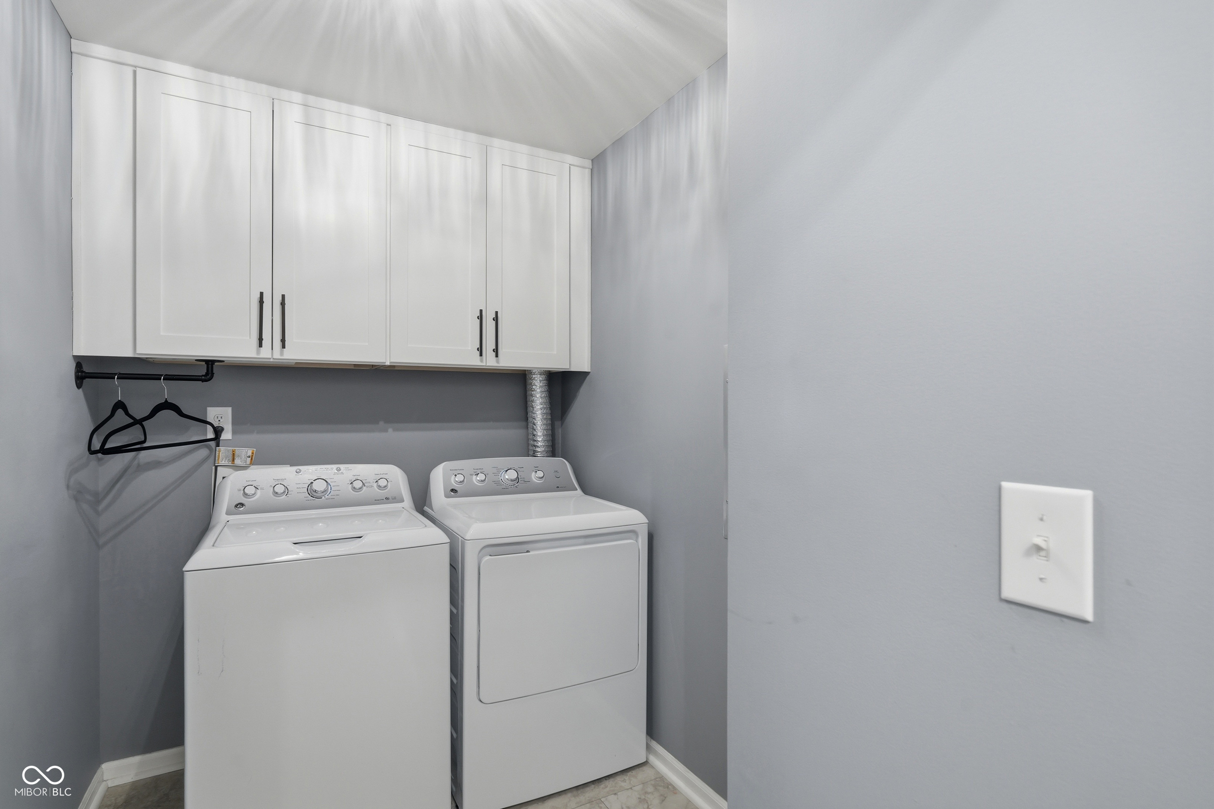 9550 Fireside Lane Fishers, IN 46038 - Photo 33 of 42