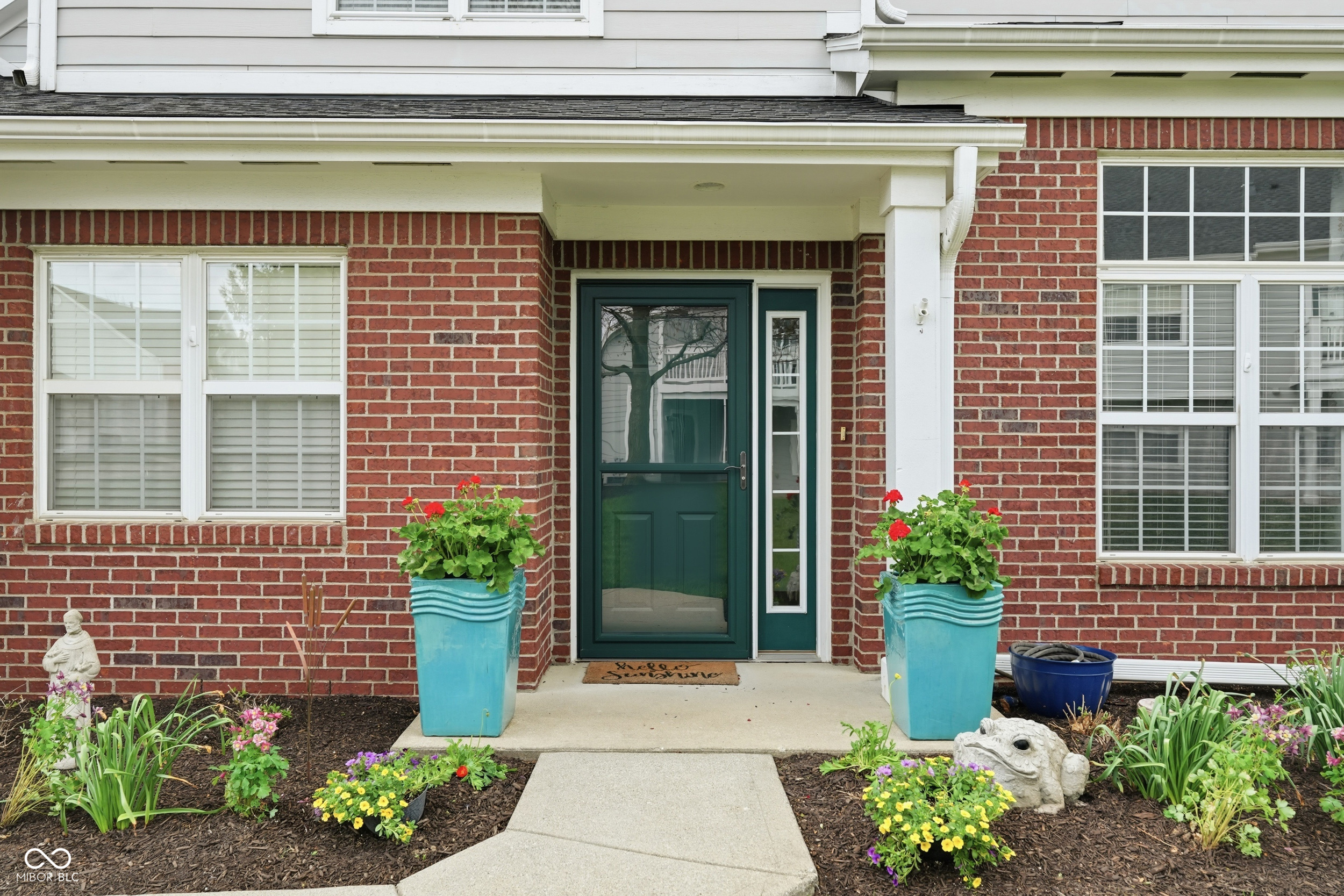 9550 Fireside Lane Fishers, IN 46038 - Photo 4 of 42