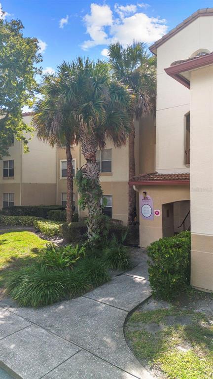 822 Camargo Way, Unit 307 Altamonte Springs, FL 32714 - Photo 4 of 46 a view of a house with a yard