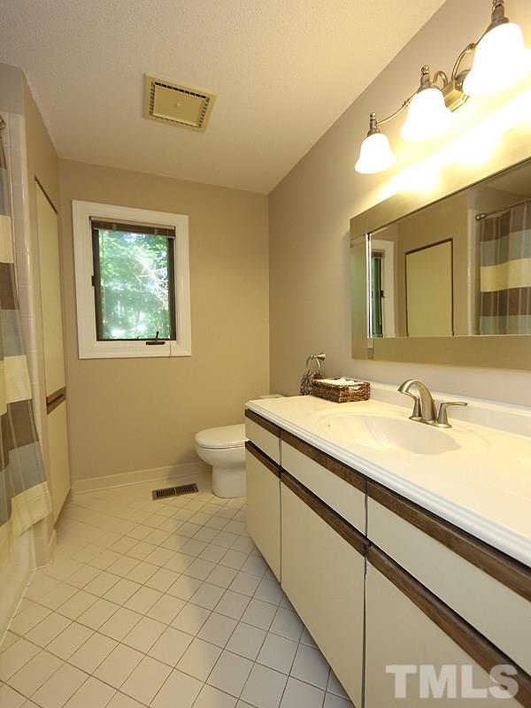 2805 Bishopgate Drive Raleigh, NC 27613 - Photo 18 of 25 Gallery Image 18