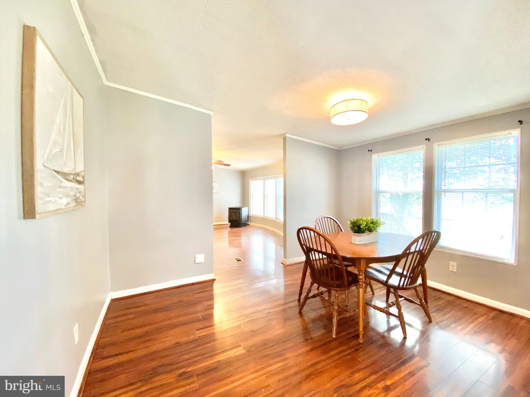 100 Christopher Road Warwick, MD 21912 - Photo 7 of 31 Dining area off kichen