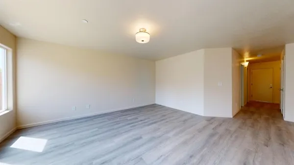 $594,950 | 5630 Landon Lane, Riverbank, CA 95367