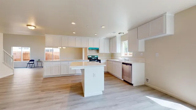 $589,950 | 5630 Landon Lane, Riverbank, CA 95367