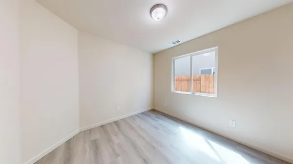 $594,950 | 5630 Landon Lane, Riverbank, CA 95367