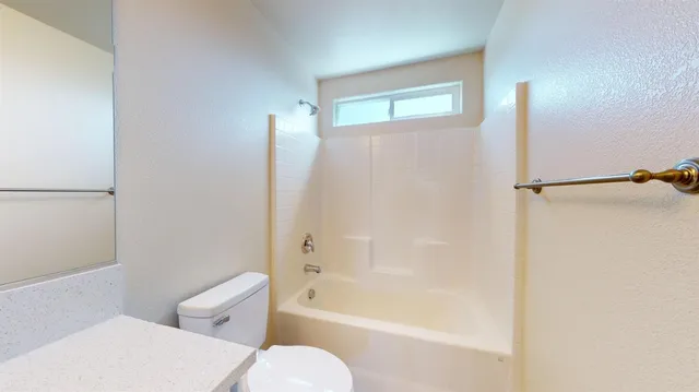 $589,950 | 5630 Landon Lane, Riverbank, CA 95367