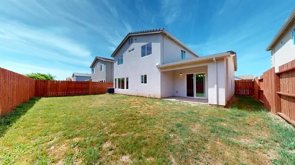 $594,950 | 5630 Landon Lane, Riverbank, CA 95367