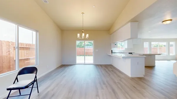 $594,950 | 5630 Landon Lane, Riverbank, CA 95367
