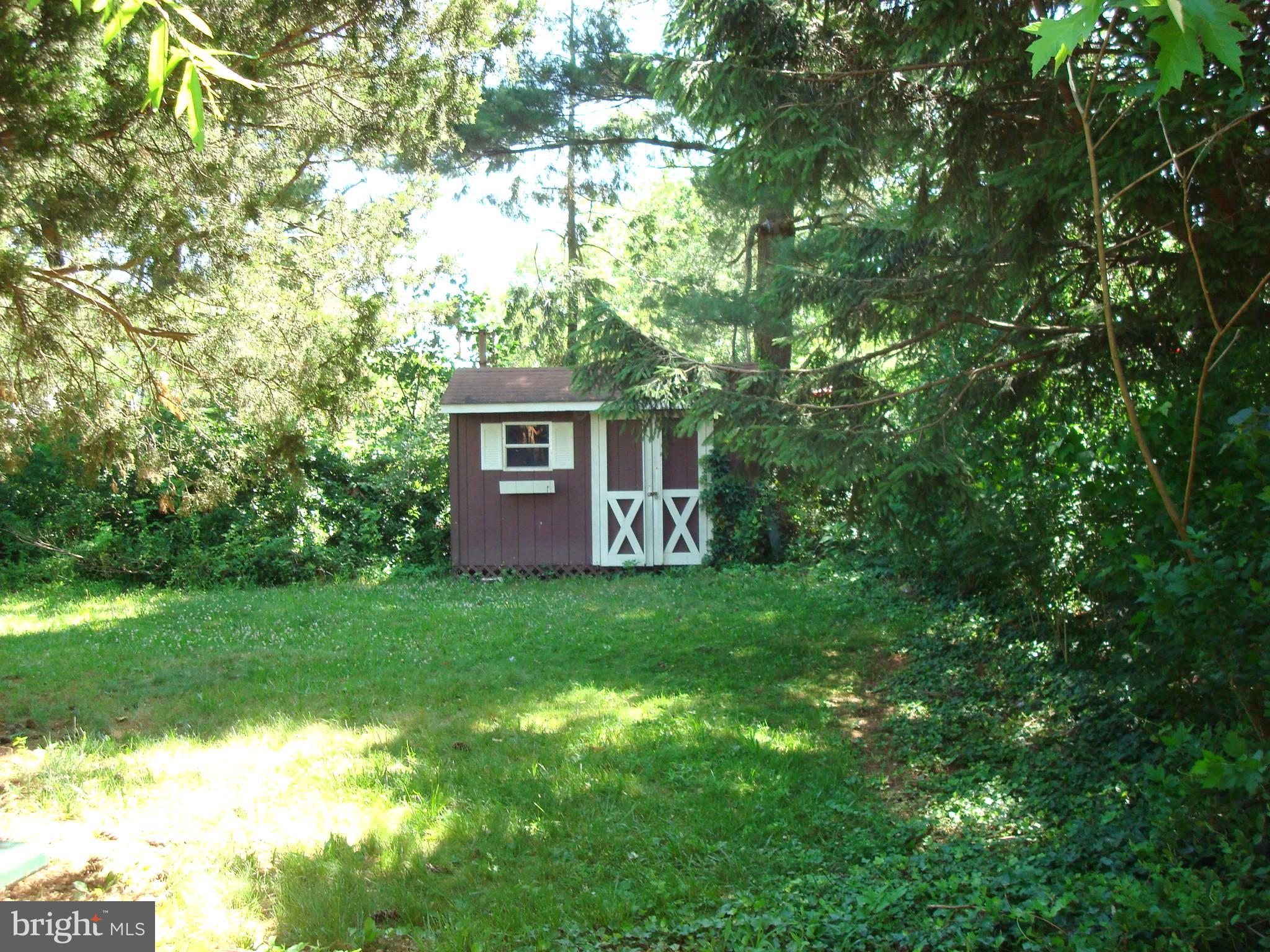 215 South Warwick Road Magnolia, NJ 08049 - Photo 15 of 23 Gallery Image 15