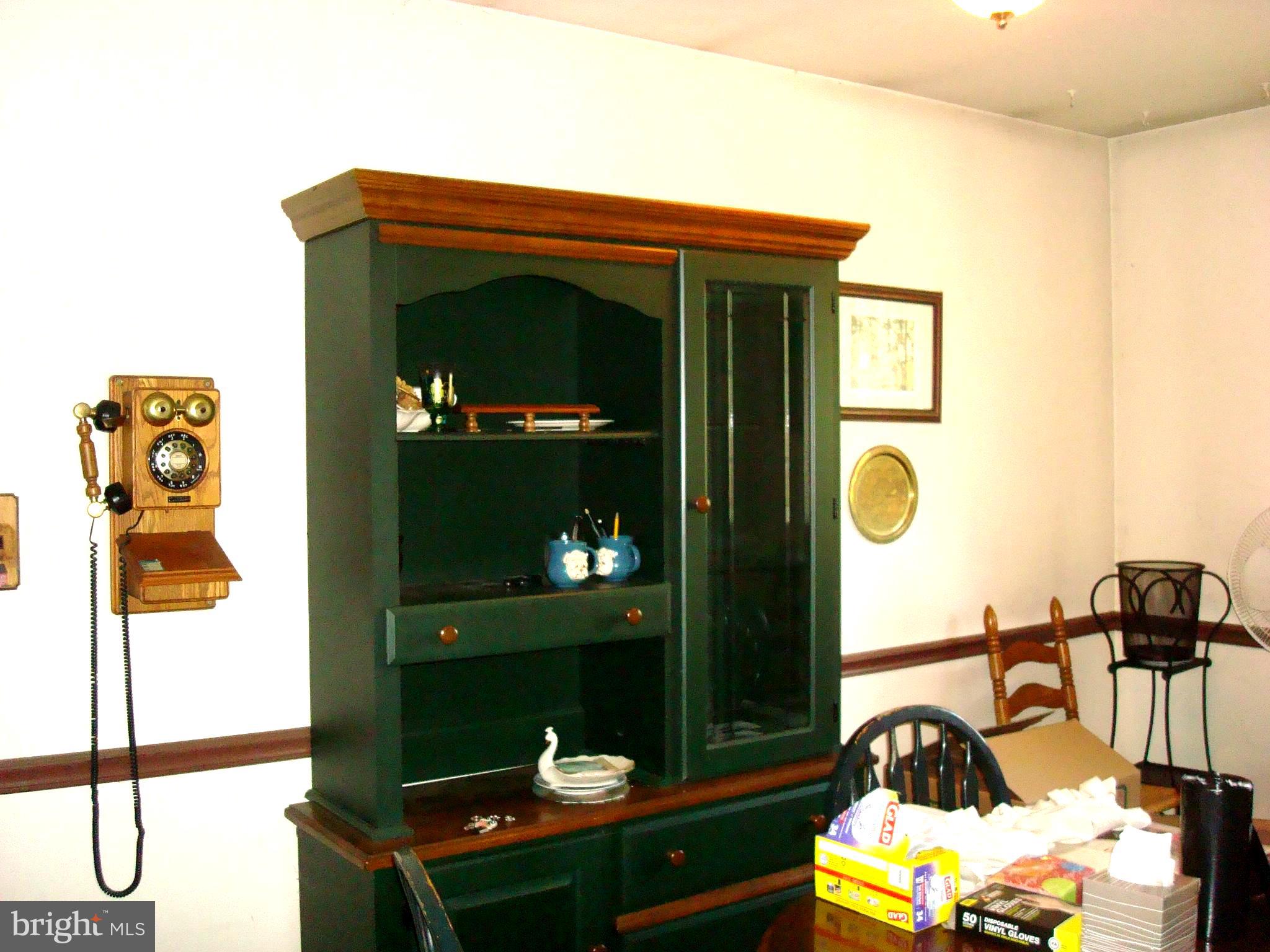 215 South Warwick Road Magnolia, NJ 08049 - Photo 5 of 23 Gallery Image 5