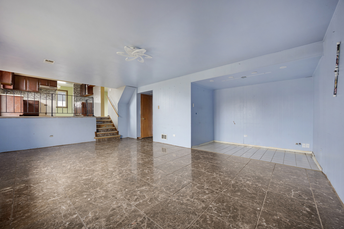 5916 West 127th Street Alsip, IL 60803 - Photo 19 of 22 wooden floor in an empty room