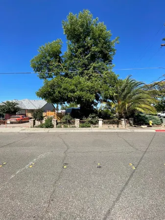$175,000 | 812 East H Street, Oakdale, CA 95361