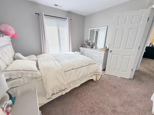 $2,900 | 2753 Cripple Creek Court, Naperville, IL 60564