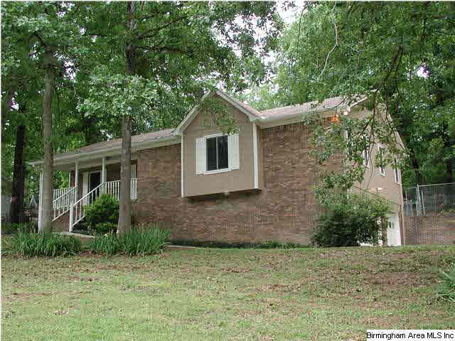 1108 Henry Drive Alabaster, AL 35007 - Photo 1 of 11