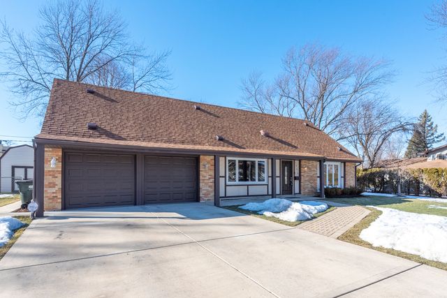 $380,000 | 1950 Hampton Road, Hoffman Estates, IL 60169