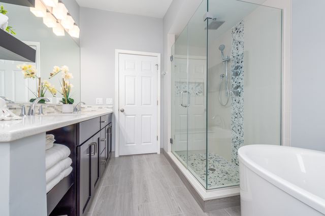 $380,000 | 1950 Hampton Road, Hoffman Estates, IL 60169