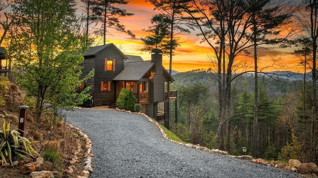 267 Oasis Drive Blue Ridge, GA 30513 - Photo 2 of 70 Gallery Image 2