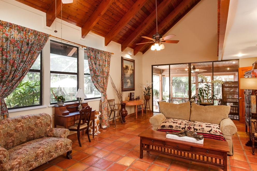 5198 2nd Road Lake Worth, FL 33467 - Photo 5 of 18 The Living Room