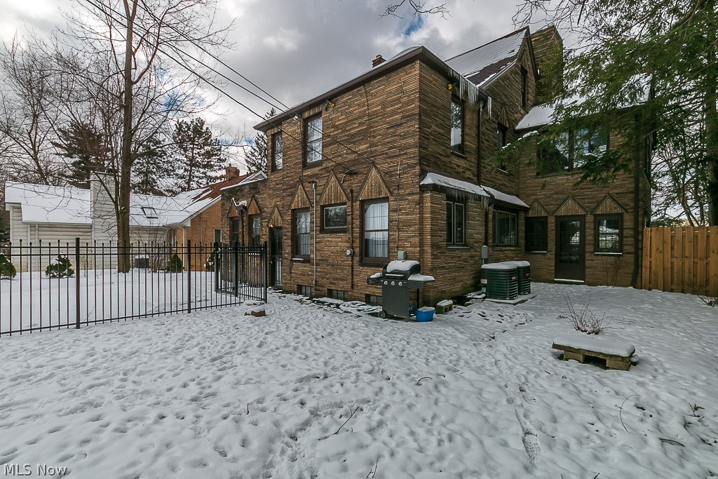 1559 Crest Road Cleveland Heights, OH 44121 - Photo 30 of 30
