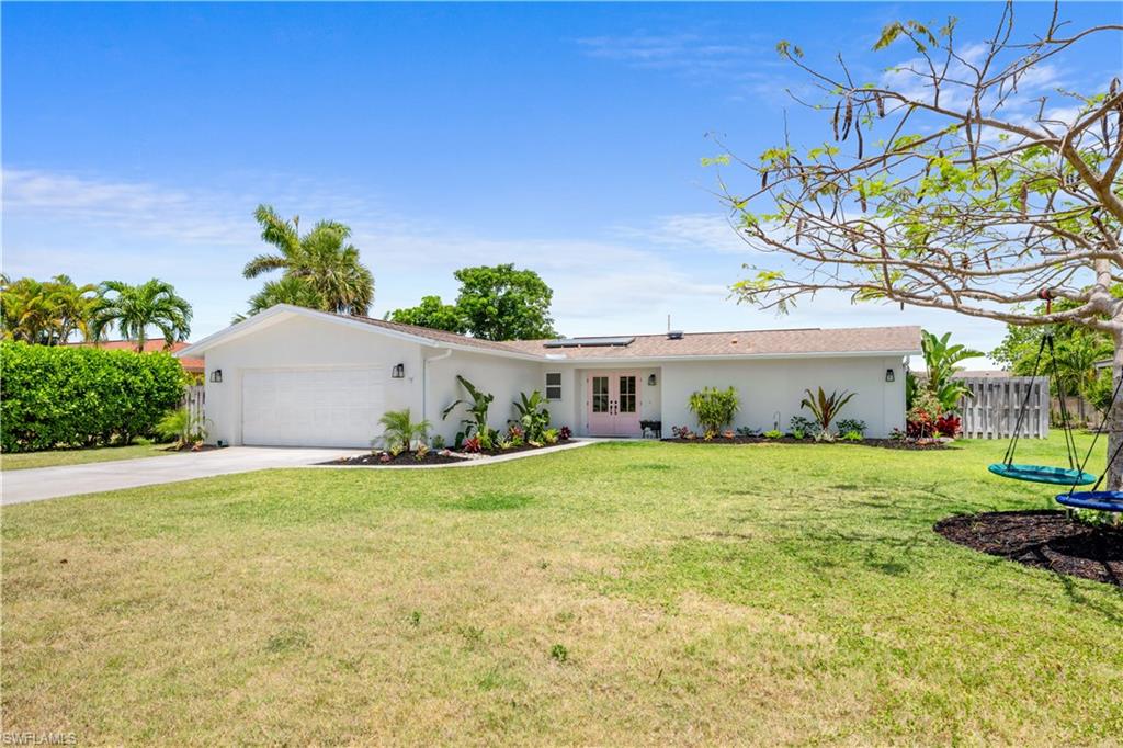 109 Doral Circle Naples, FL 34113 - Photo 15 of 17