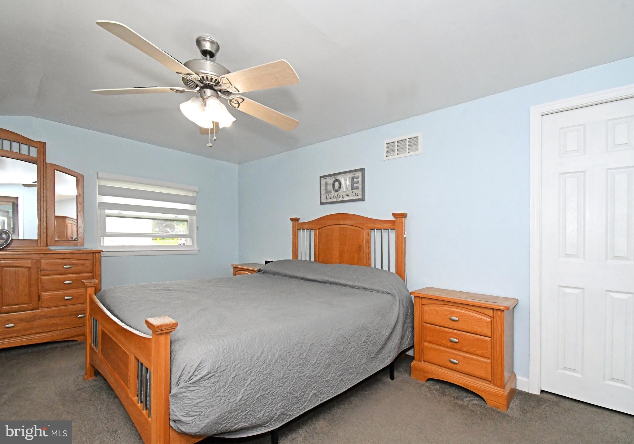 712 Ivyland Road Warminster, PA 18974 - Photo 15 of 52