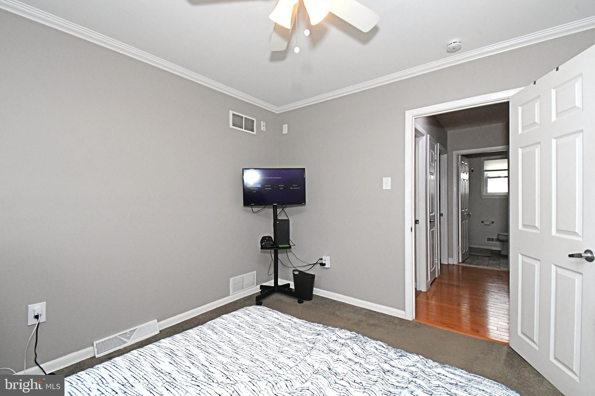 712 Ivyland Road Warminster, PA 18974 - Photo 28 of 52