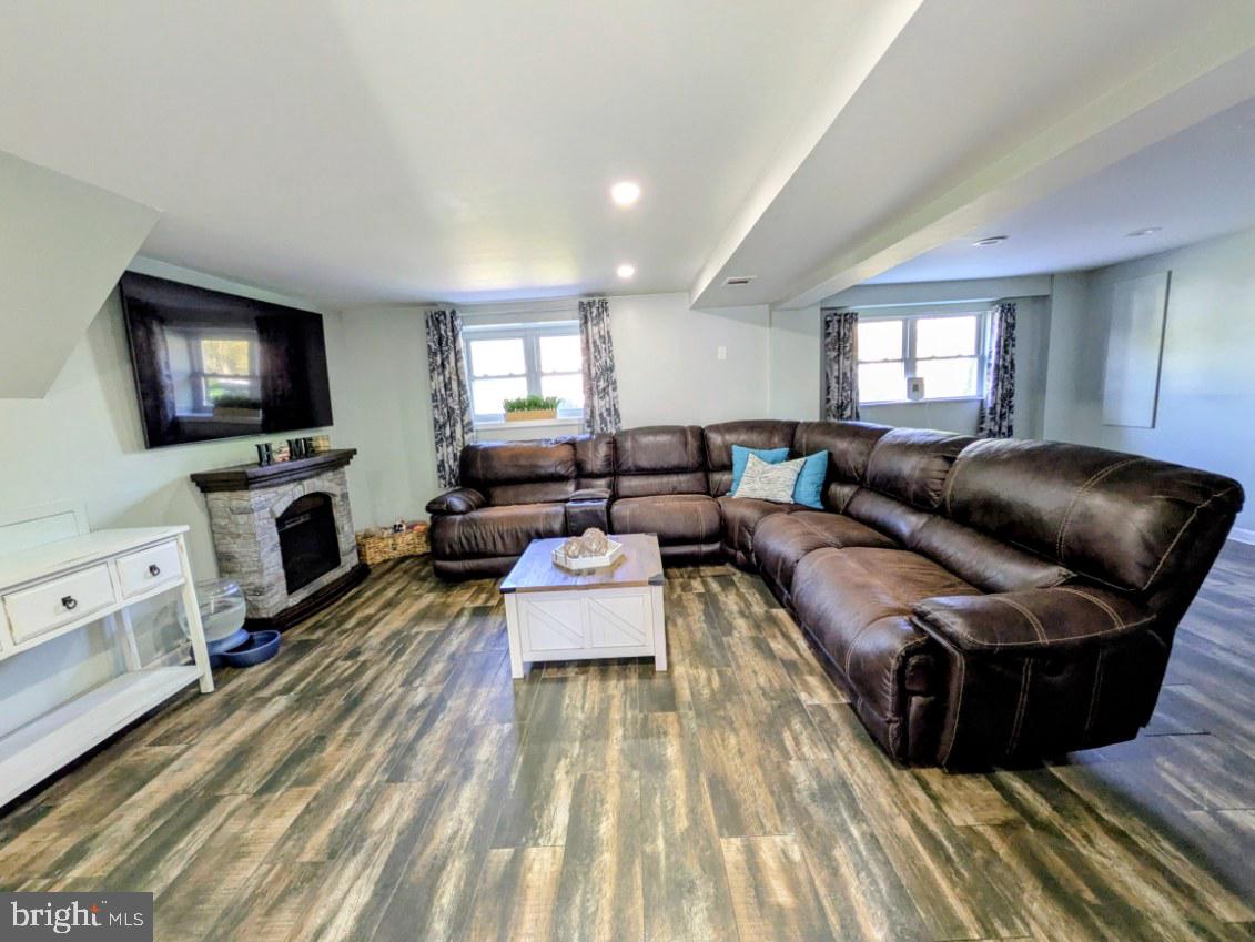 712 Ivyland Road Warminster, PA 18974 - Photo 30 of 52