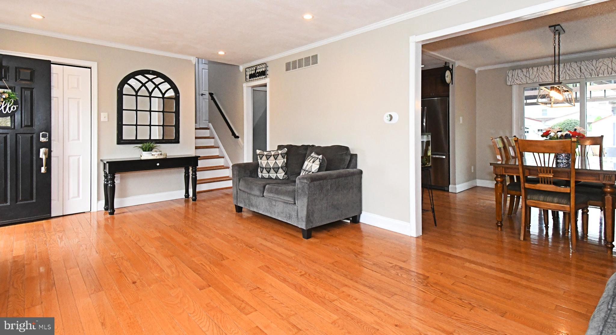 712 Ivyland Road Warminster, PA 18974 - Photo 5 of 52
