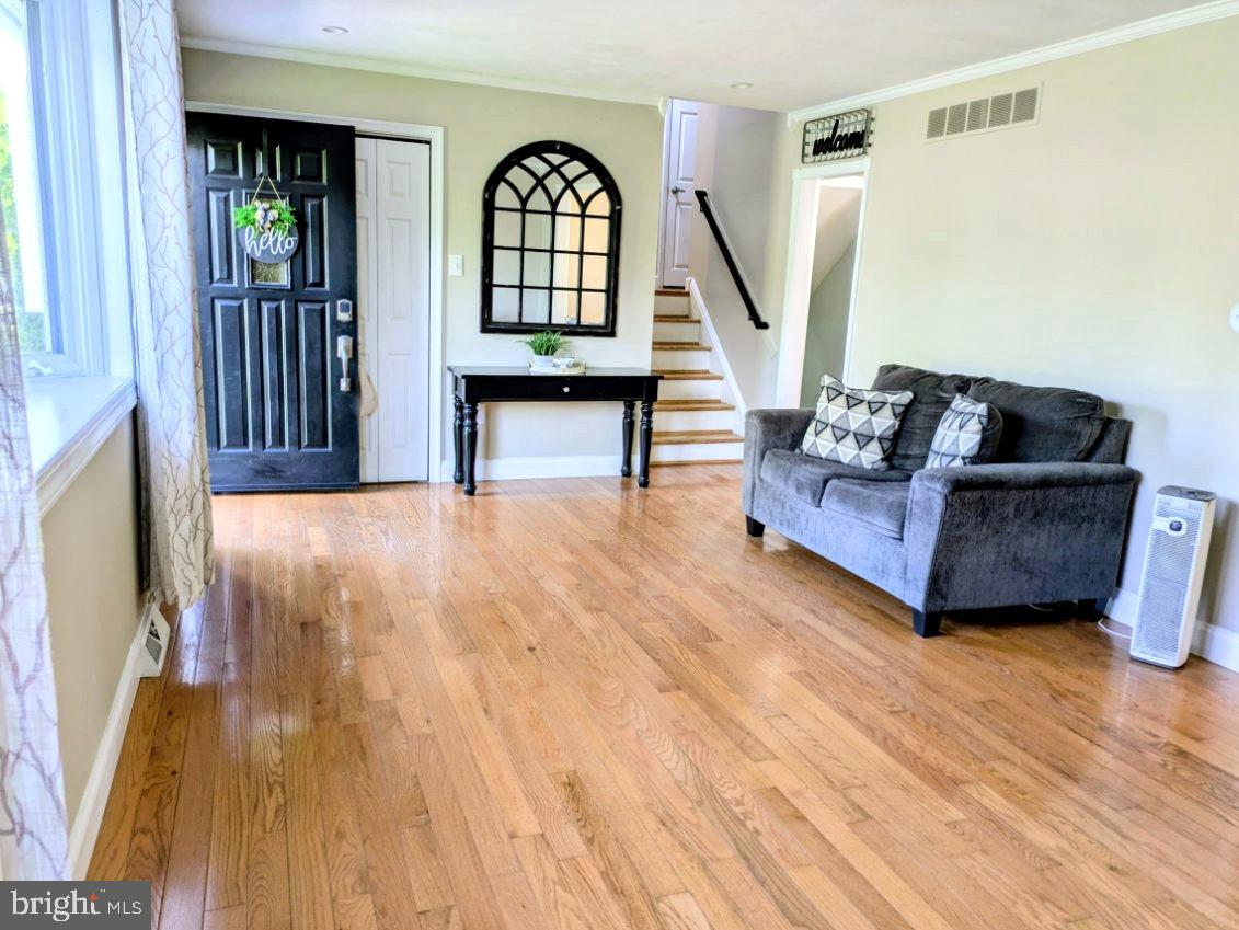 712 Ivyland Road Warminster, PA 18974 - Photo 6 of 52