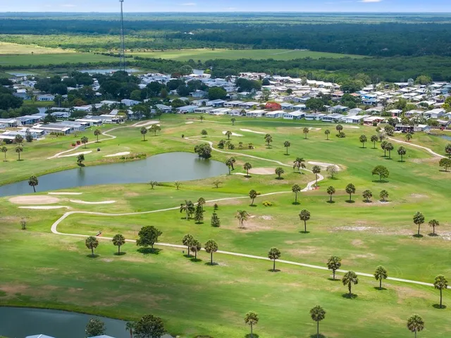 $169,000 | 953 Laurel Circle, Sebastian, FL 32976